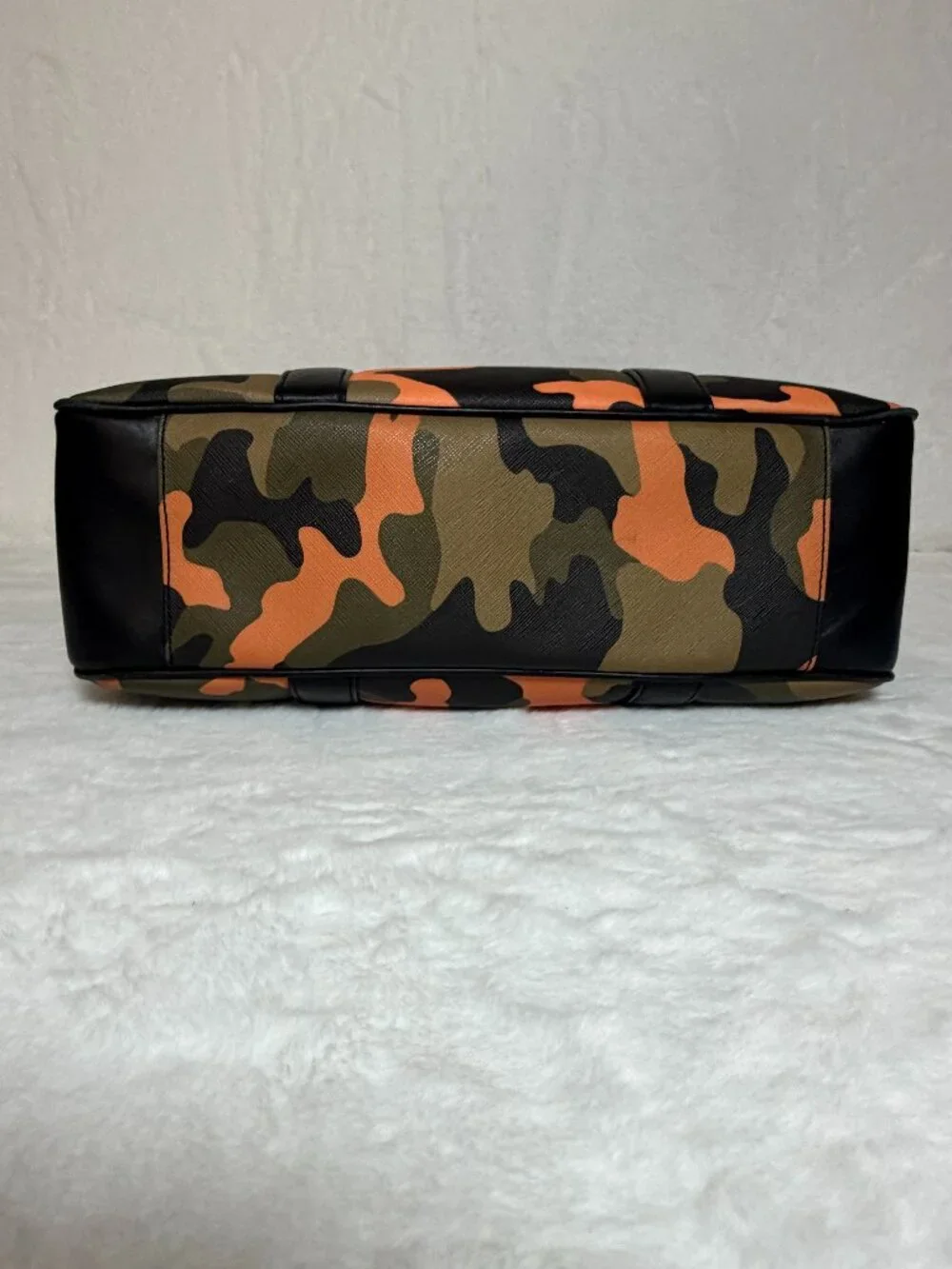 Michael Kors Camo Briefcase Bag NWOT 33S4TMNT3R